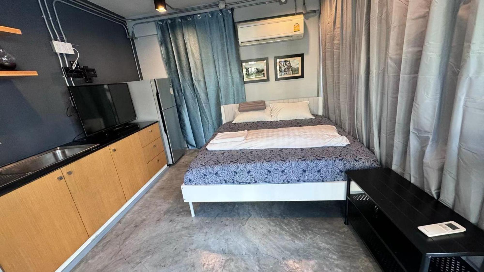 Bangkok Silom Chat Box Hostel Ngoại thất bức ảnh