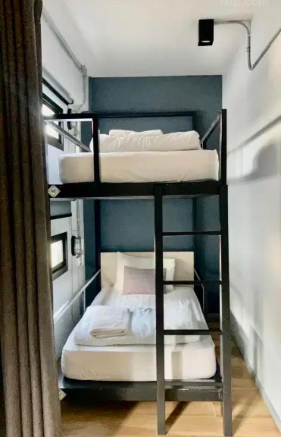 Bangkok Silom Chat Box Hostel Ngoại thất bức ảnh