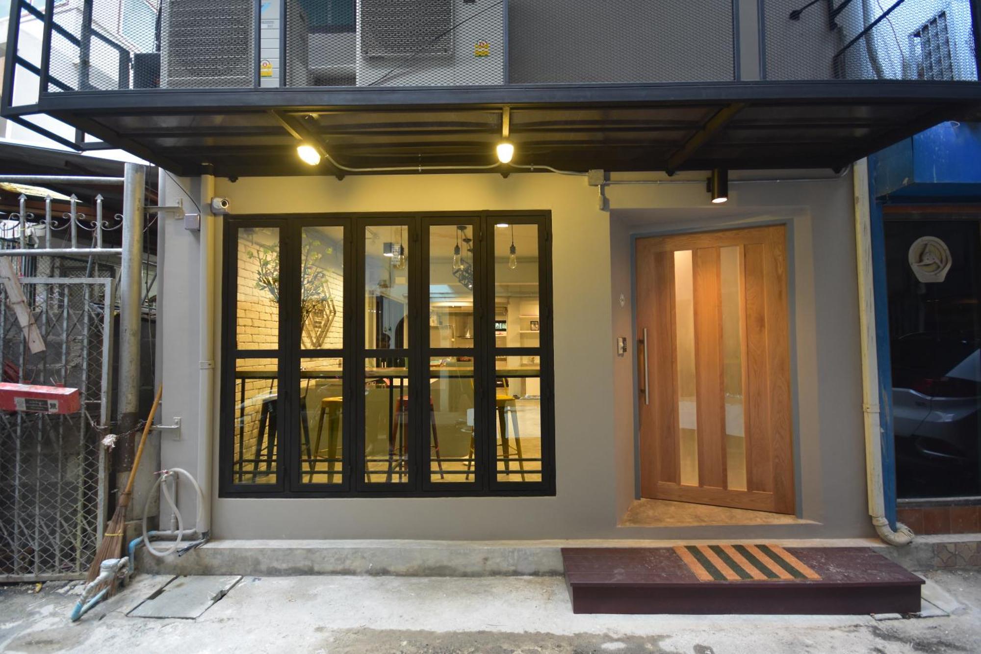 Bangkok Silom Chat Box Hostel Ngoại thất bức ảnh